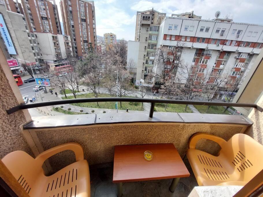 City Center Chic, Urban Apartment Skopje Esterno foto
